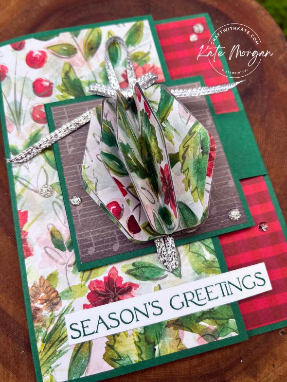 3D Ornament Fancy Fold Card for Heart of Christmas by Kate Morgan, Stampin Up Australia 2023 detail
